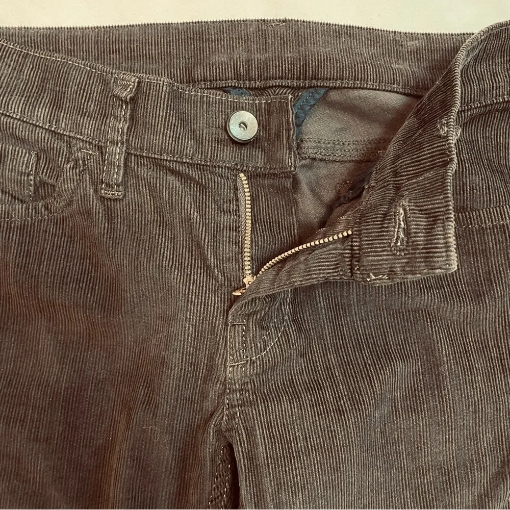 NWT New Diesel Straight Leg Corduroy Brown Pants Size 25